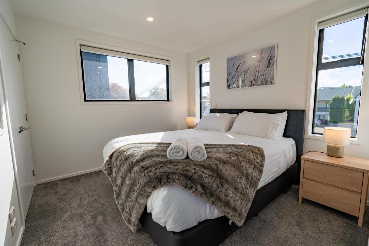 クライストチャーチKing Bed On Hagley Park Corner In The Cbdアパートメント エクステリア 写真